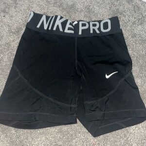 XS nike pros